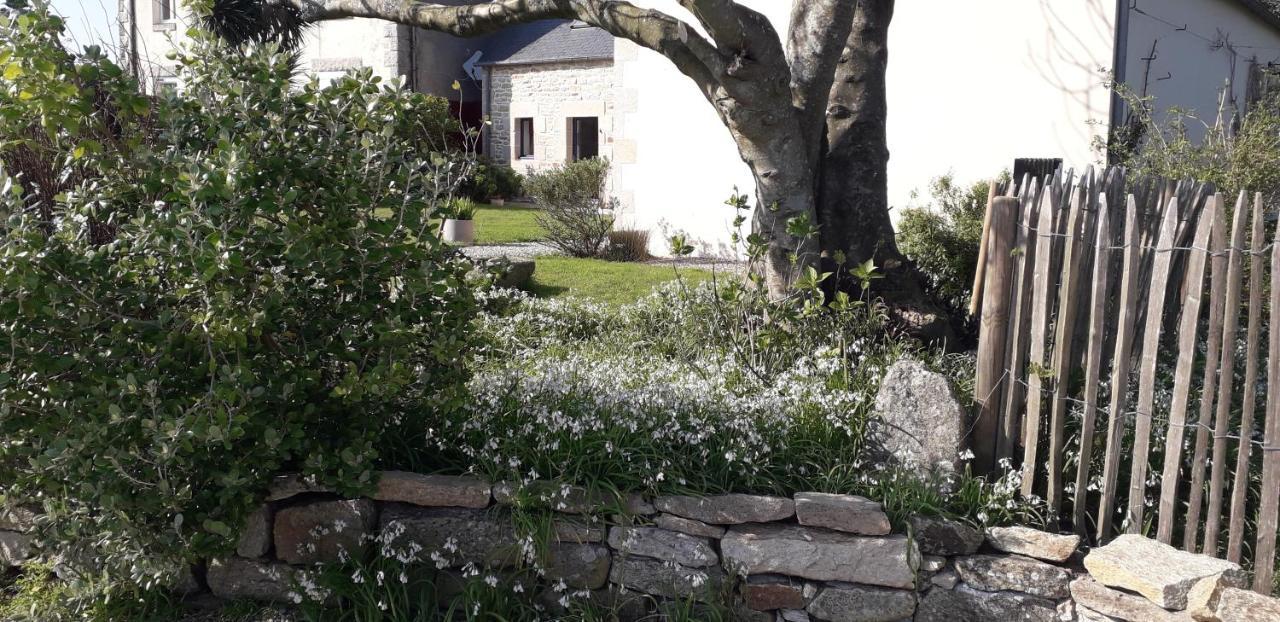 La Fermette Bed & Breakfast Tréméoc Bagian luar foto